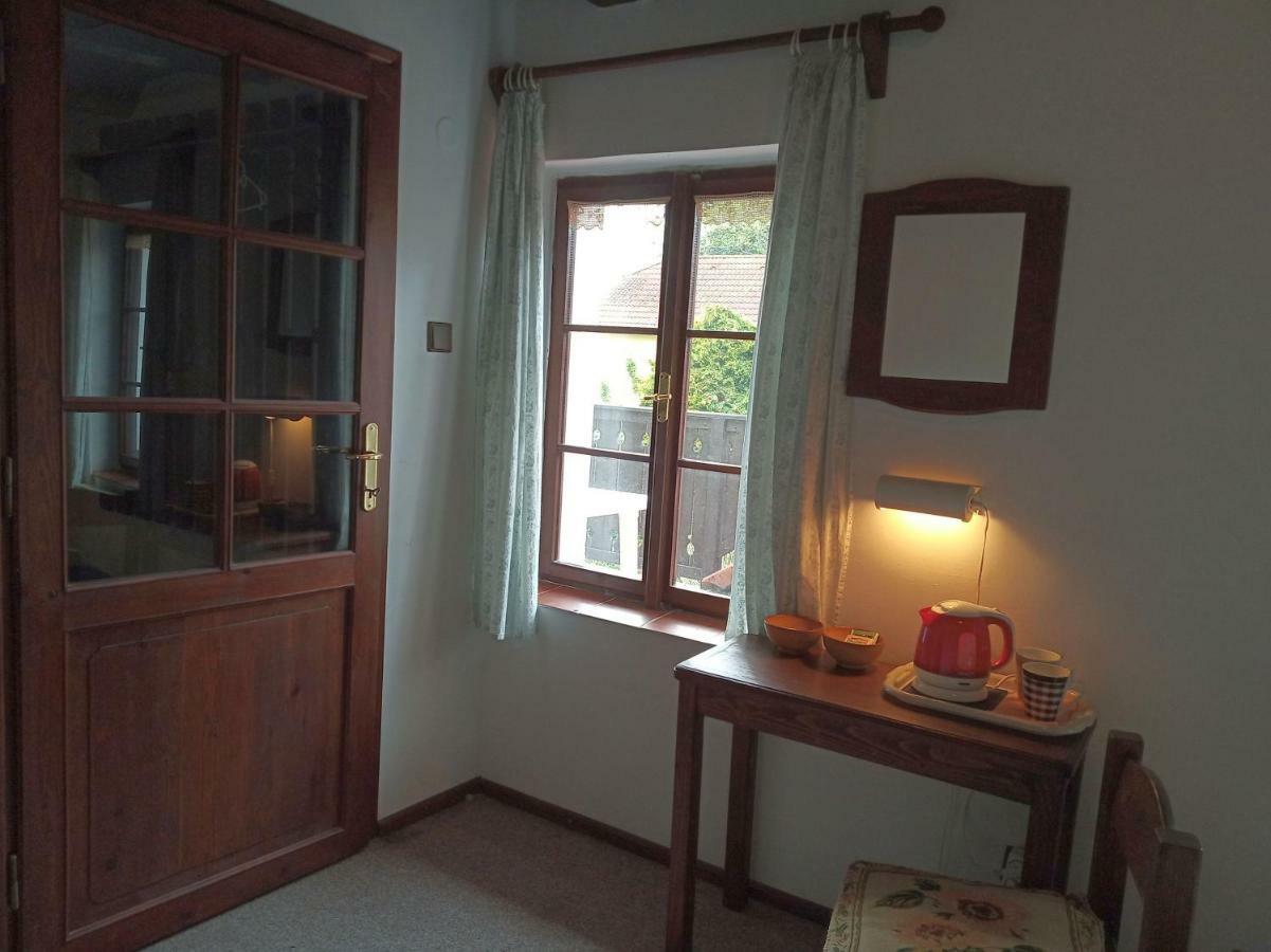 Pension Cervena Hotel กัชแปร์สแก ฮอรี ภายนอก รูปภาพ